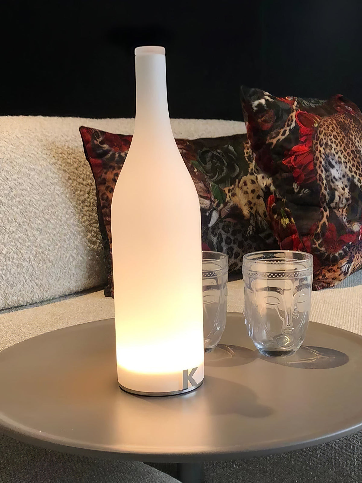 Lampa stołowa Vino z wbudowaną baterią