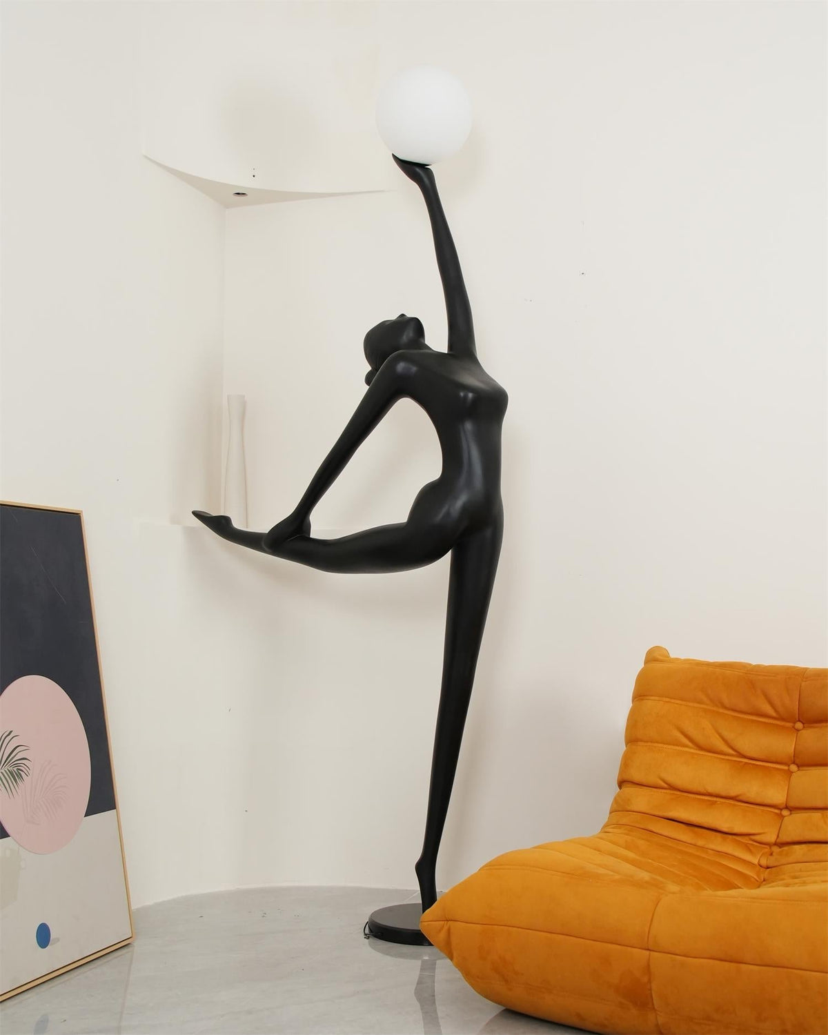 Ballerina lampa stojąca