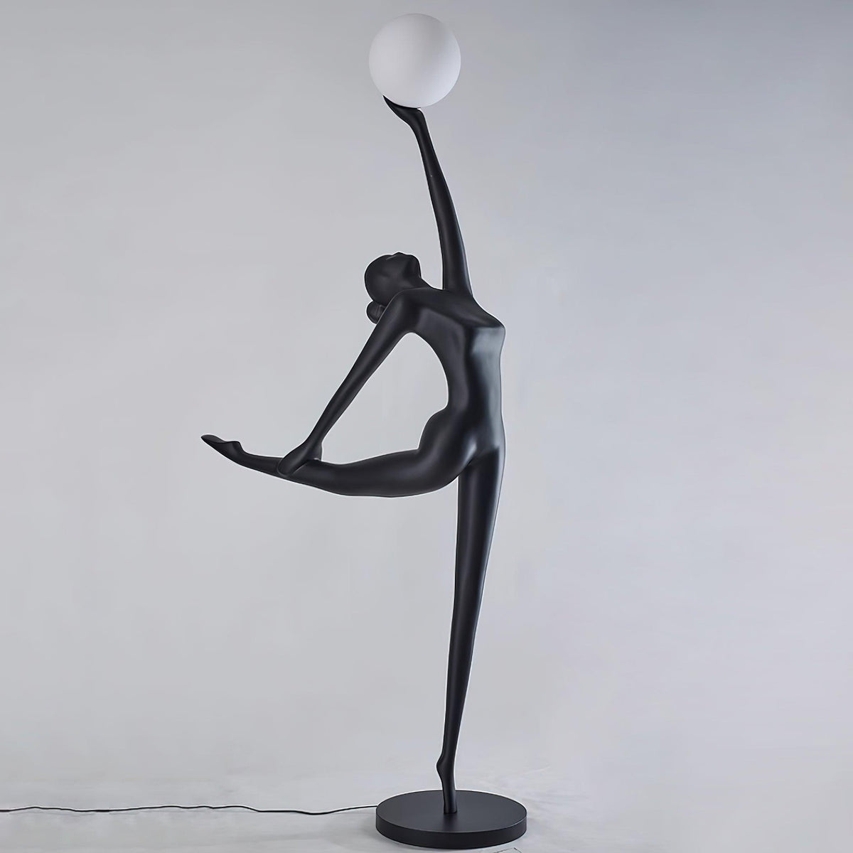 Ballerina lampa stojąca