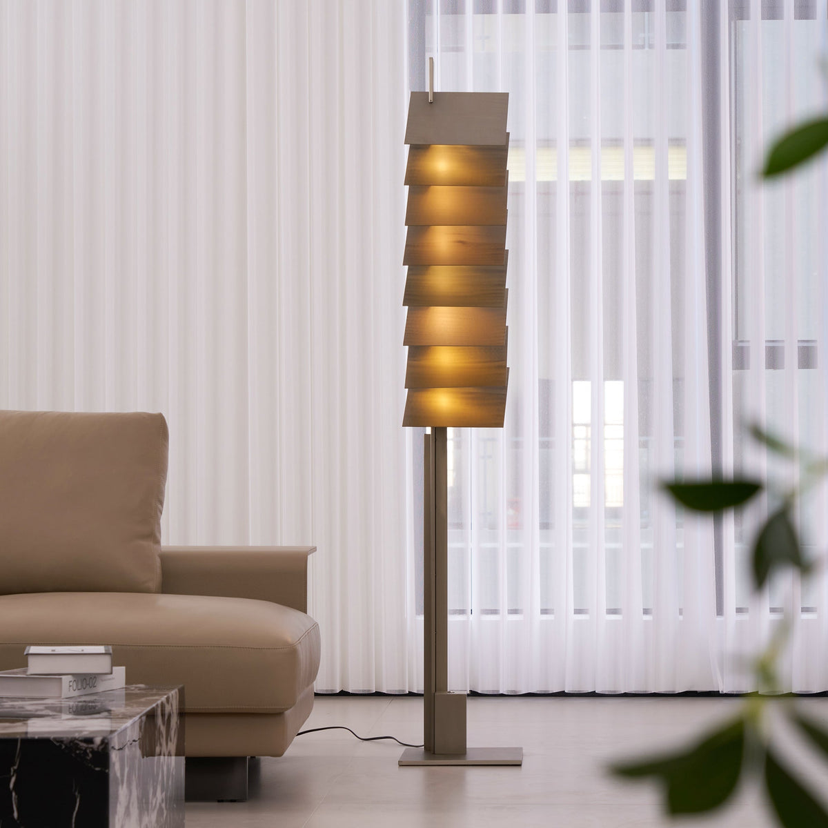 Virauena zewnętrzna lampa stojąca