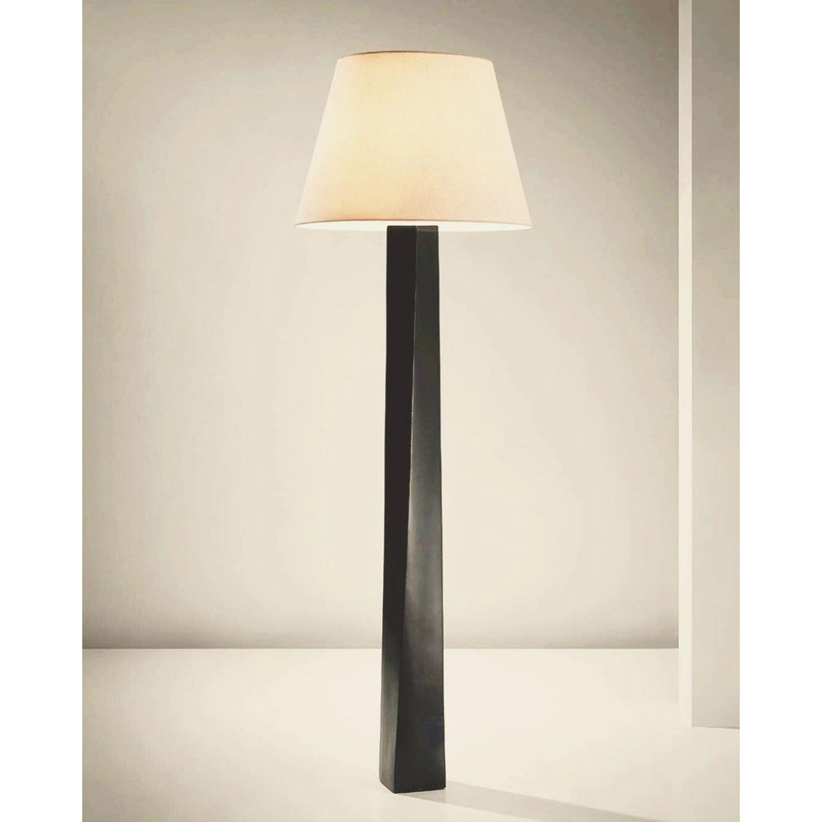 Terioelia zewnętrzna lampa stojąca