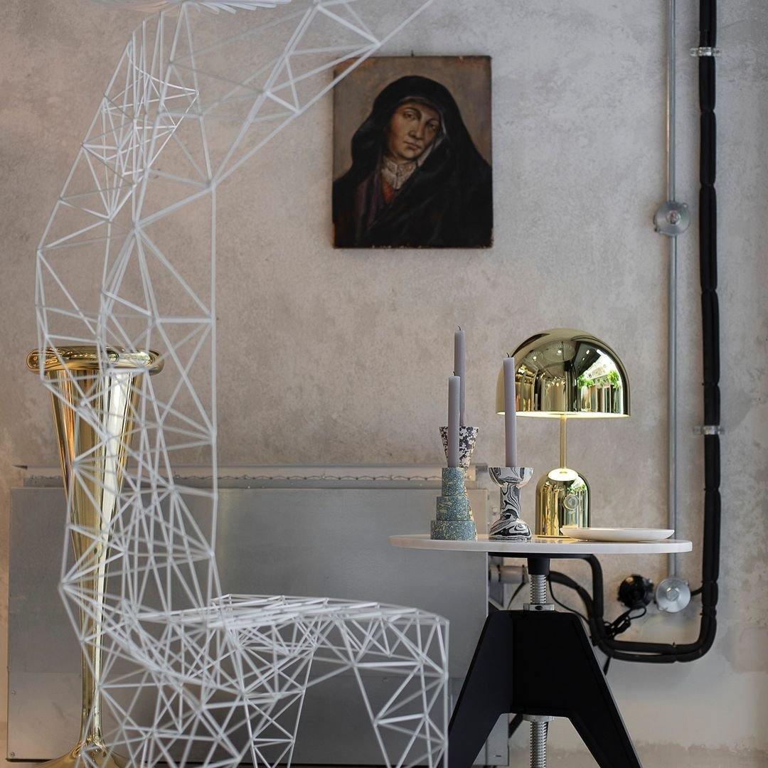 Ames luksusowa lampa stołowa Bell