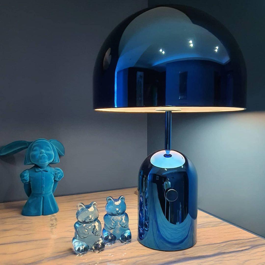 Ames luksusowa lampa stołowa Bell