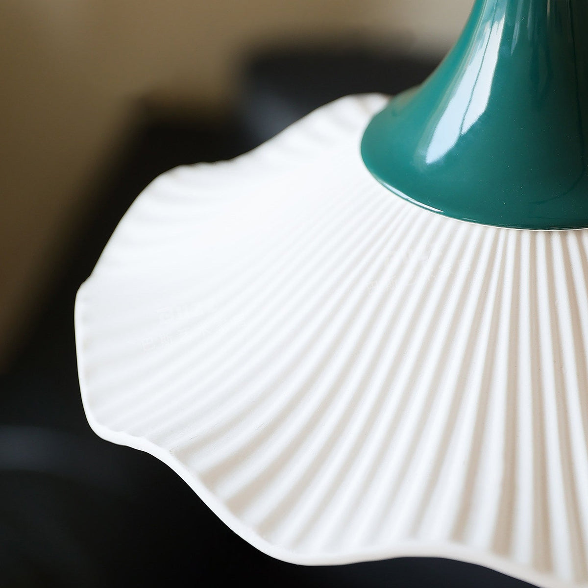 Orelelia lampa wisząca
