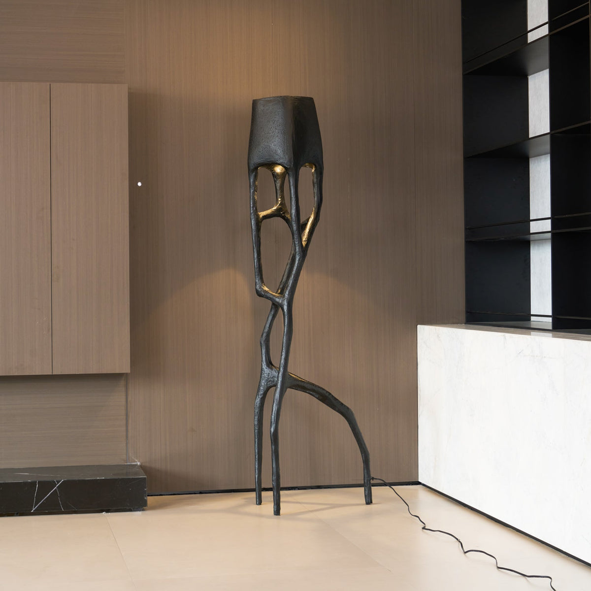Lampa stojąca Black Tree Sculpture
