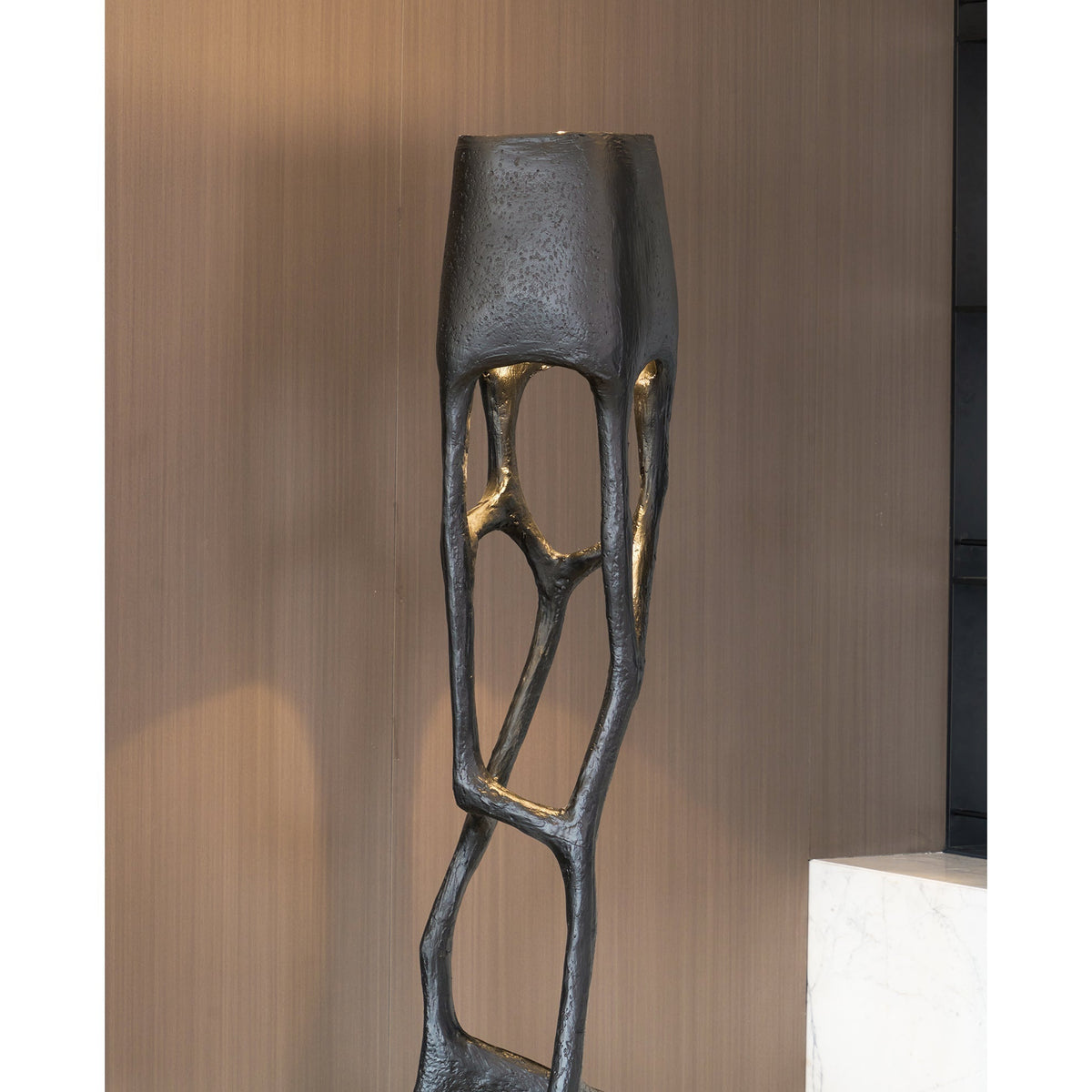 Lampa stojąca Black Tree Sculpture