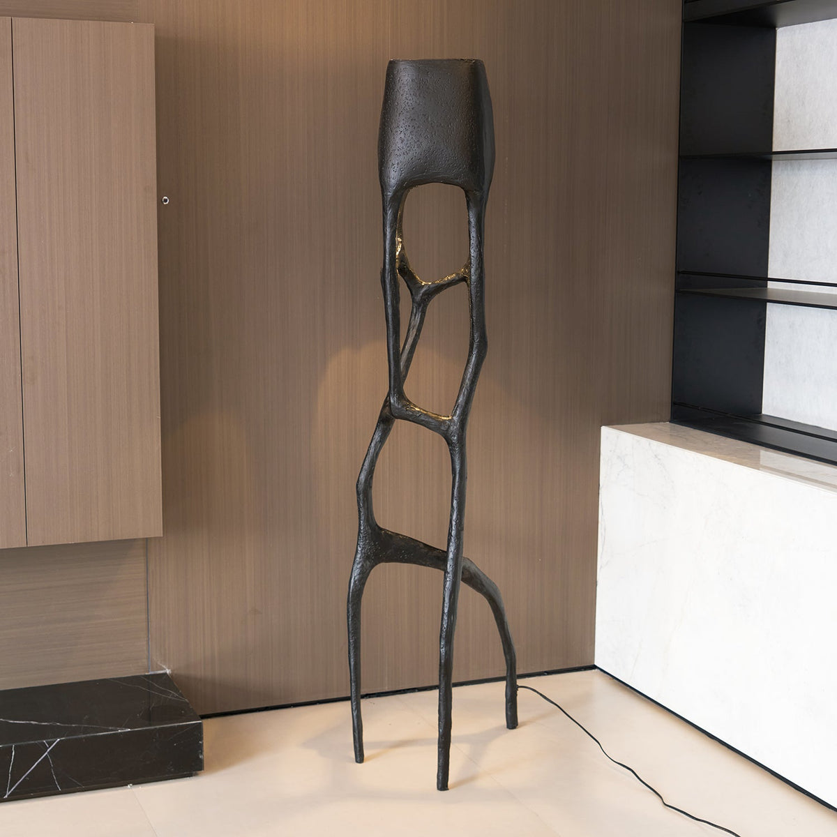 Lampa stojąca Black Tree Sculpture