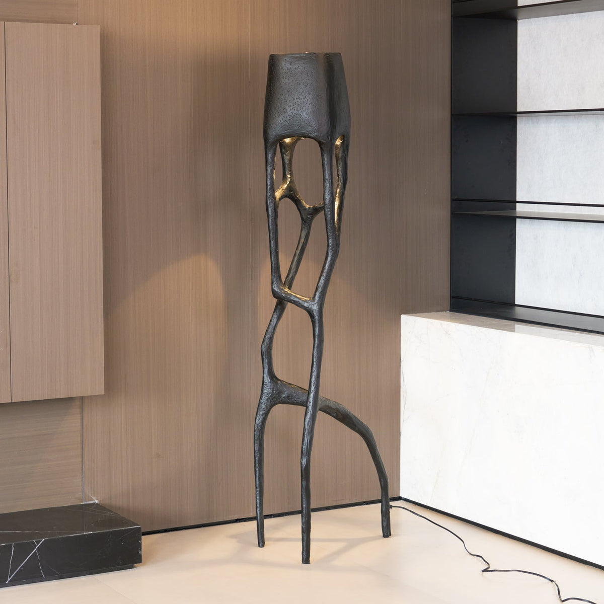 Lampa stojąca Black Tree Sculpture