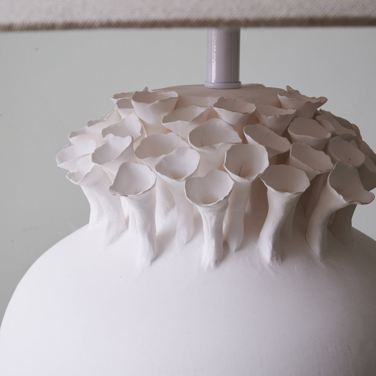 Poppy minimalistyczna lampa stołowa