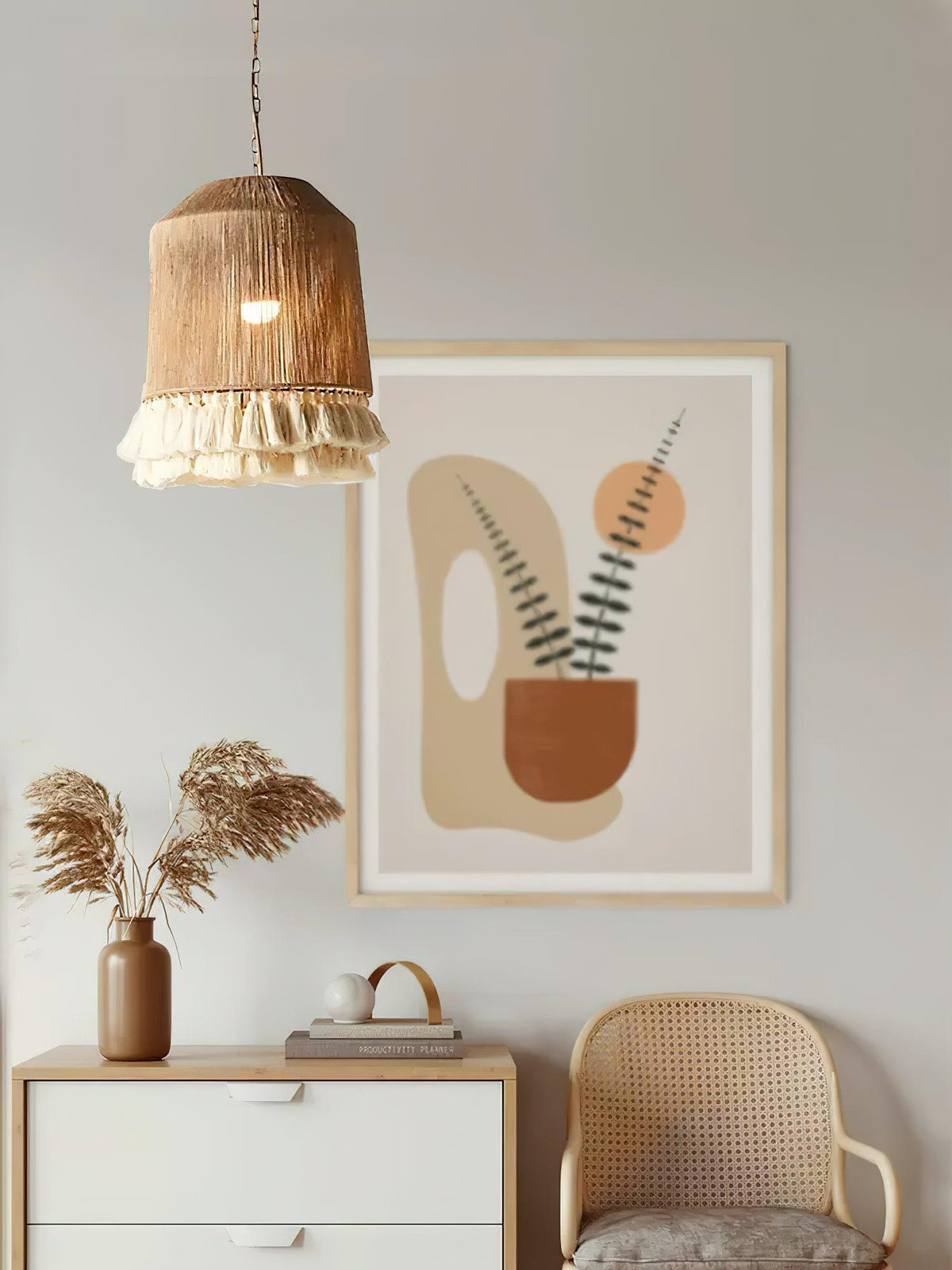 Lampa wisząca Serenenne z frędzlami z płótna do salonu
