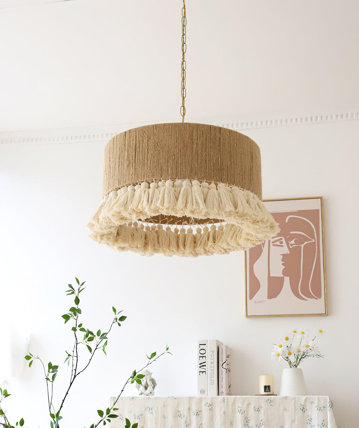 Lampa wisząca Serenenne z frędzlami z płótna do salonu