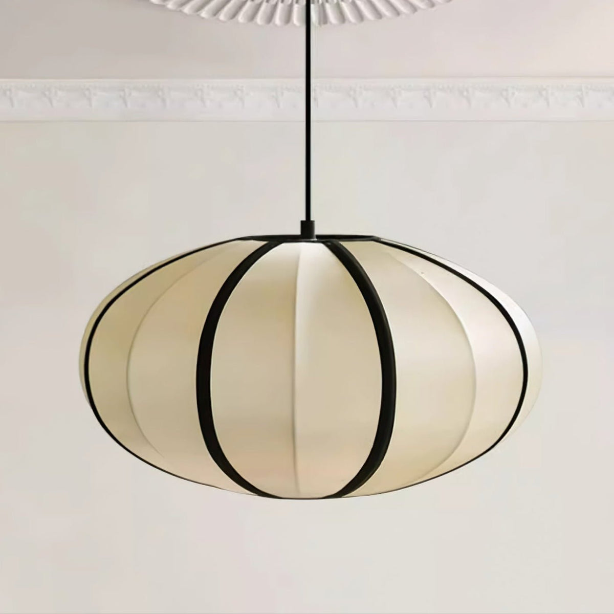 Inez wisząca lampa stołowa z płótna o nowoczesnym designie