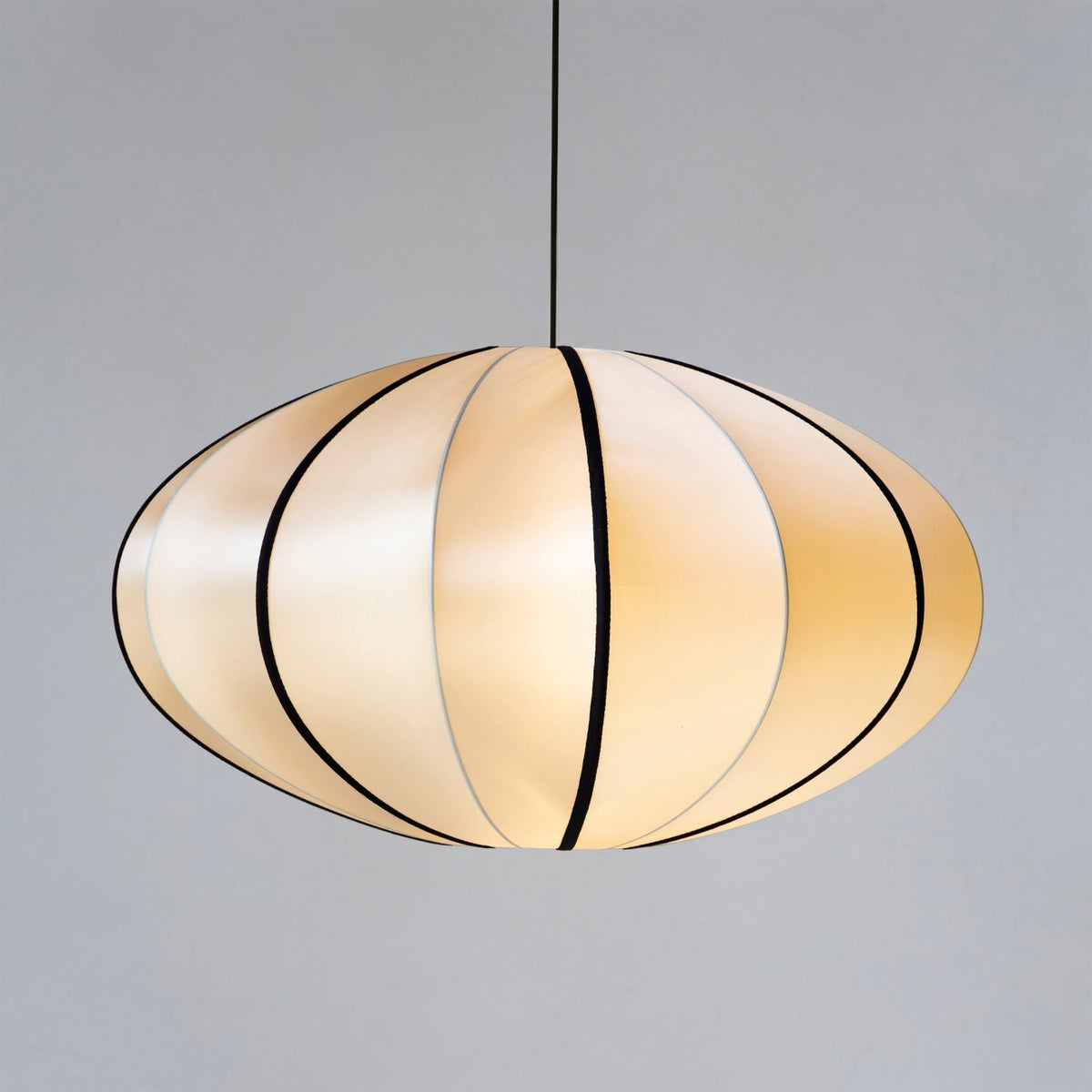 Inez wisząca lampa stołowa z płótna o nowoczesnym designie