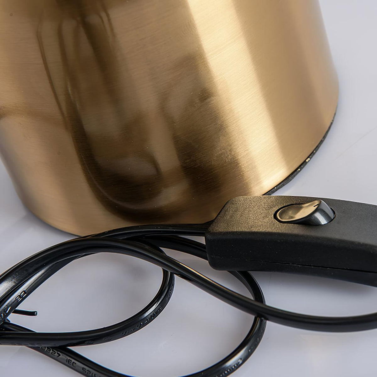 Lampa stołowa Italon Luxe ze złotej miedzionikielu