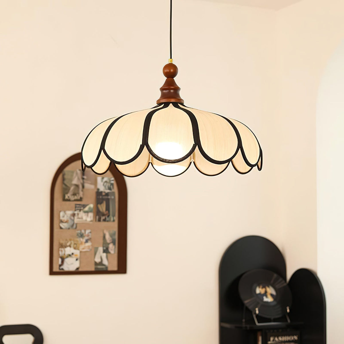 Orelelise lampa wisząca