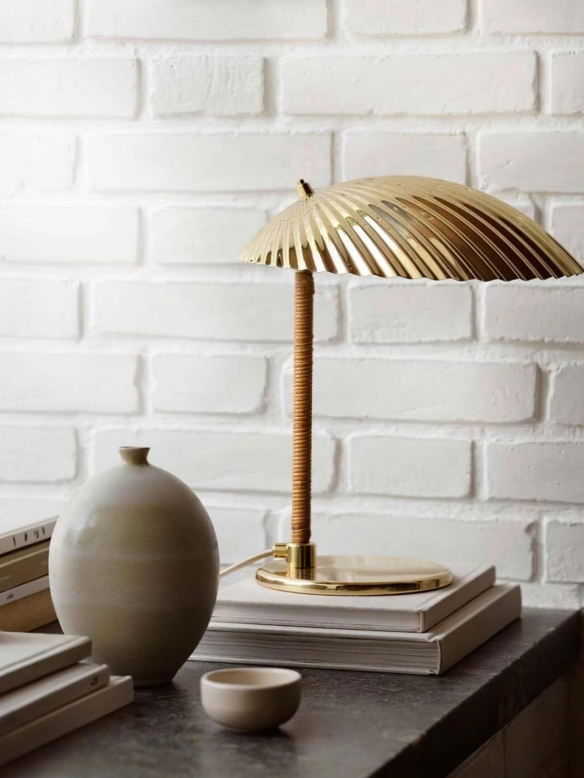 Zorare Glam lampa stołowa z miedzi