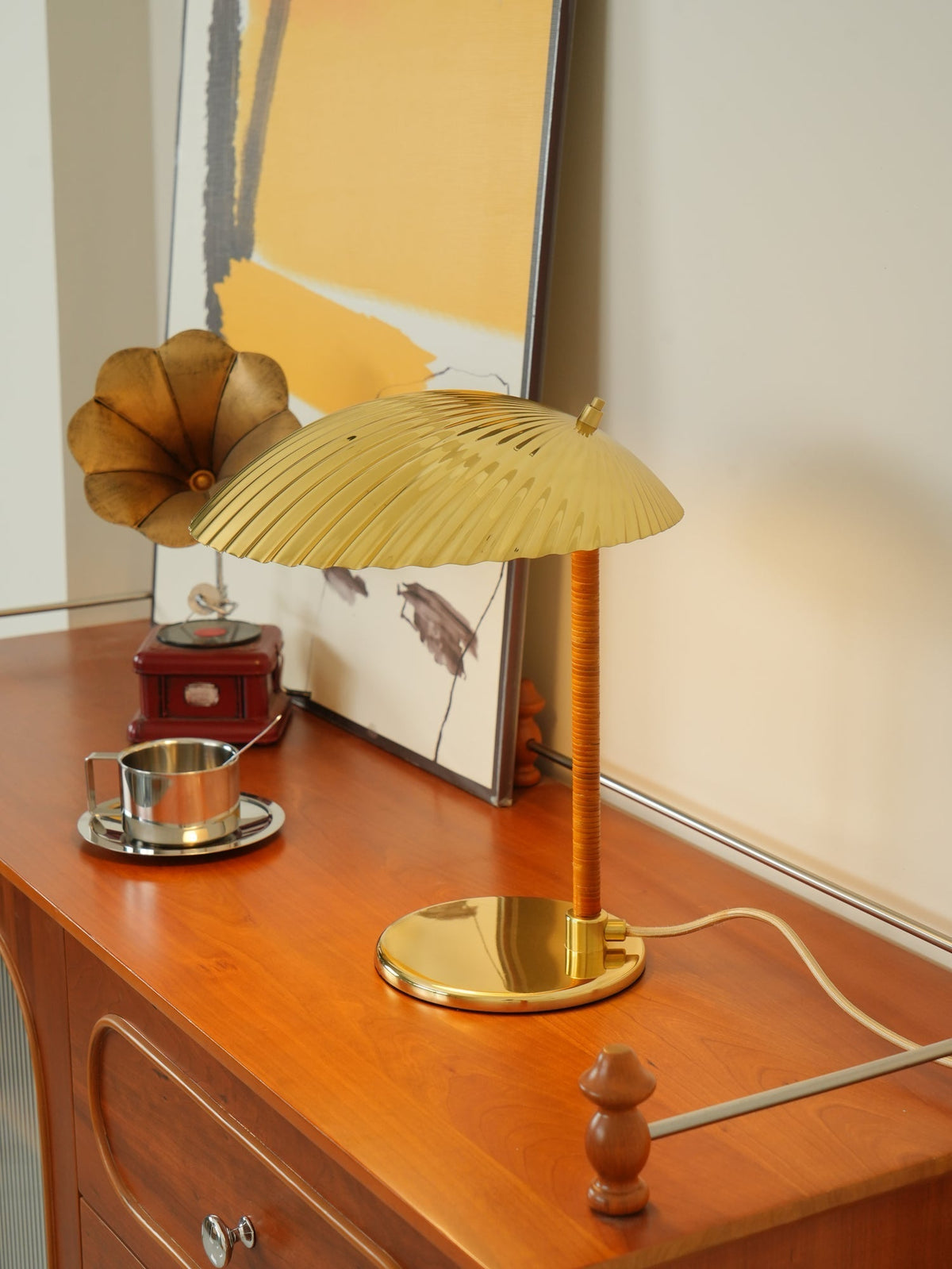 Zorare Glam lampa stołowa z miedzi