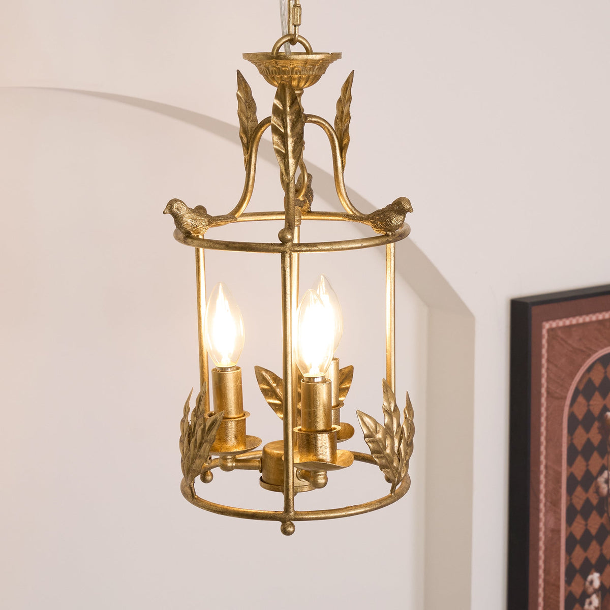 Lampa wisząca w kształcie latarni Sova w stylu barokowym