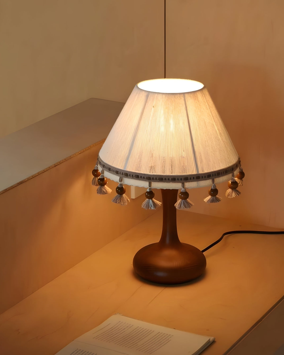 Lampa stołowa Tassle