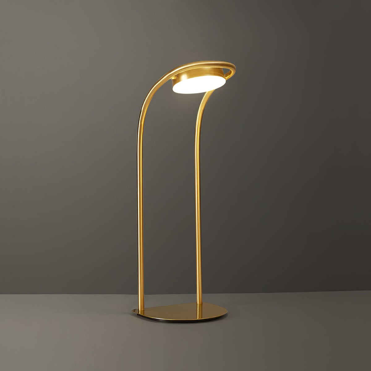 Rivarette minimalistyczna lampa stołowa