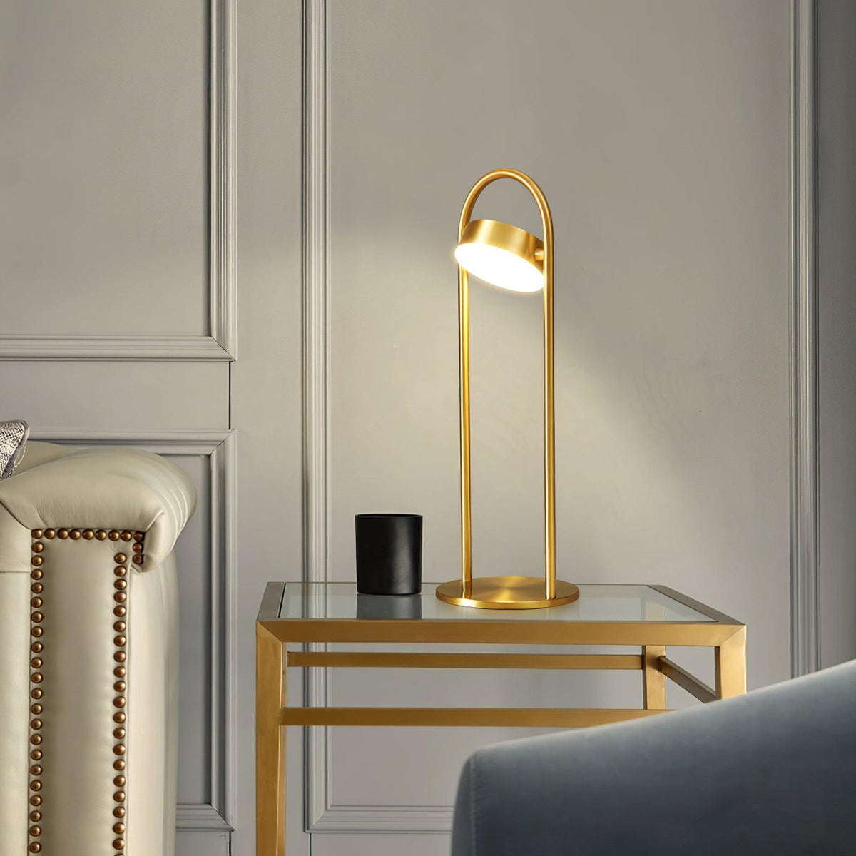 Rivarette minimalistyczna lampa stołowa