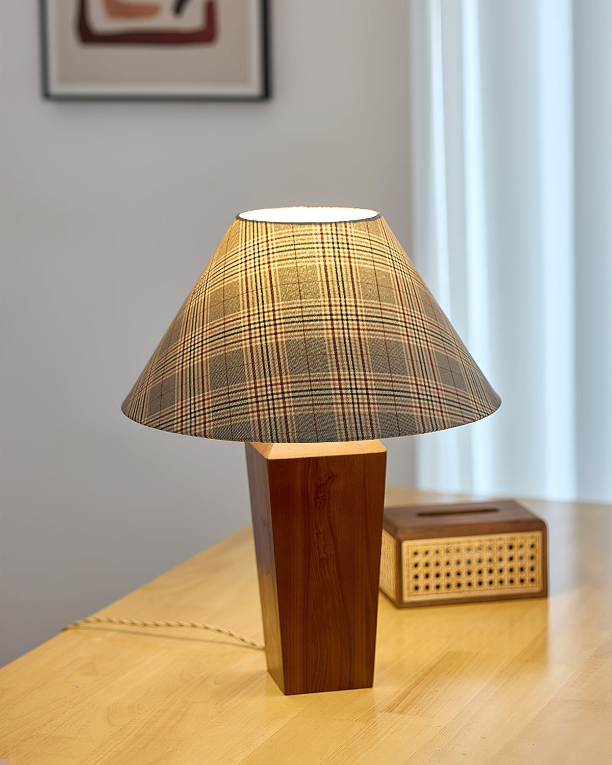 Reniniella lampa stołowa