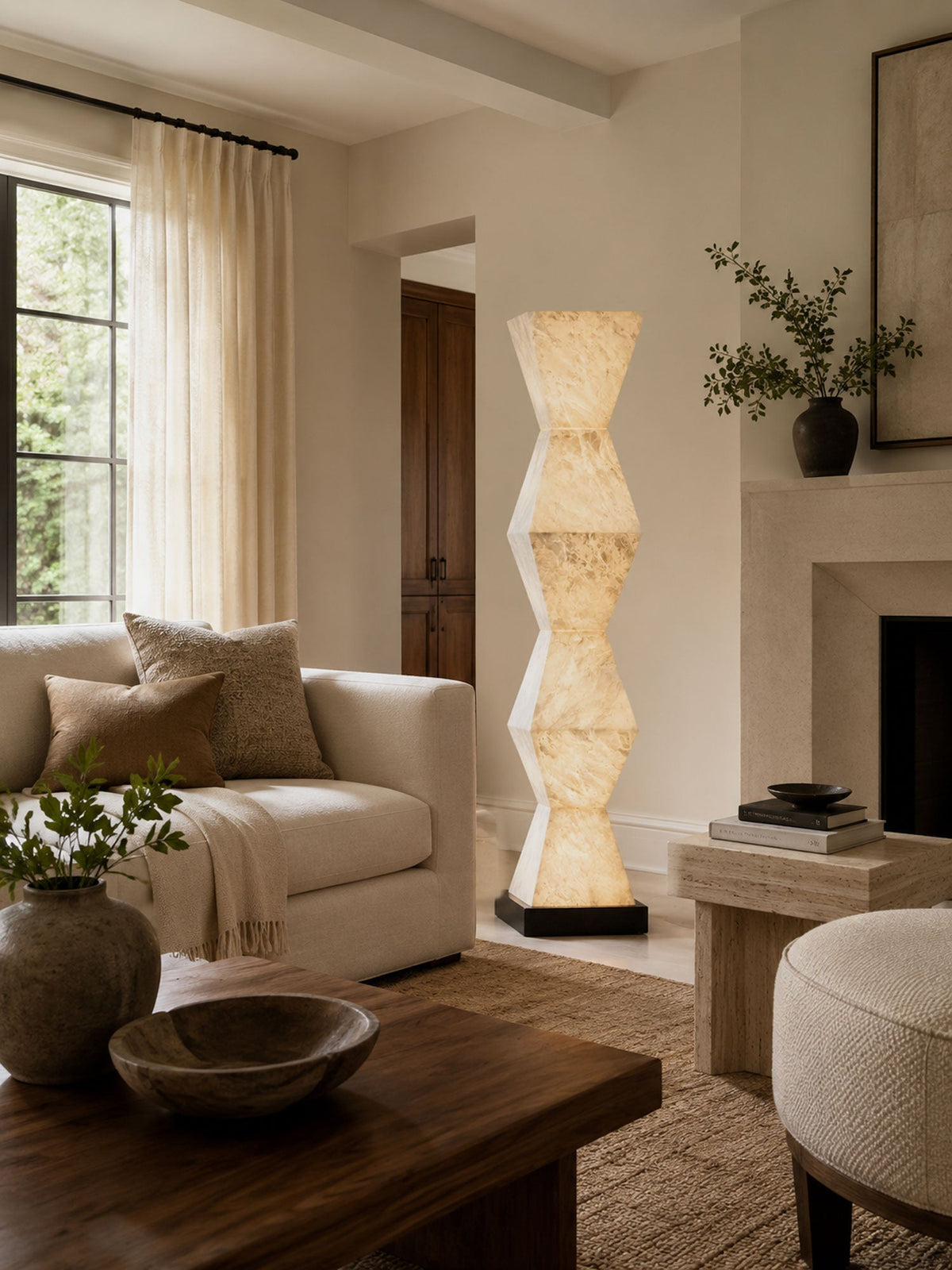 Nivuina lampa stojąca z alabastrem