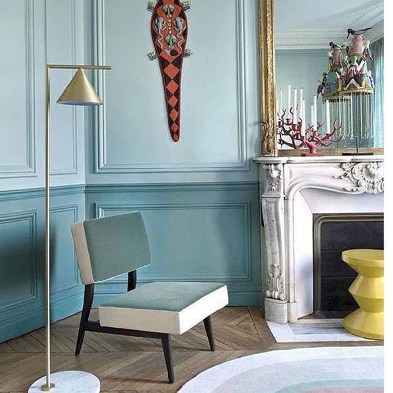 Nell minimalistyczna lampa stojąca