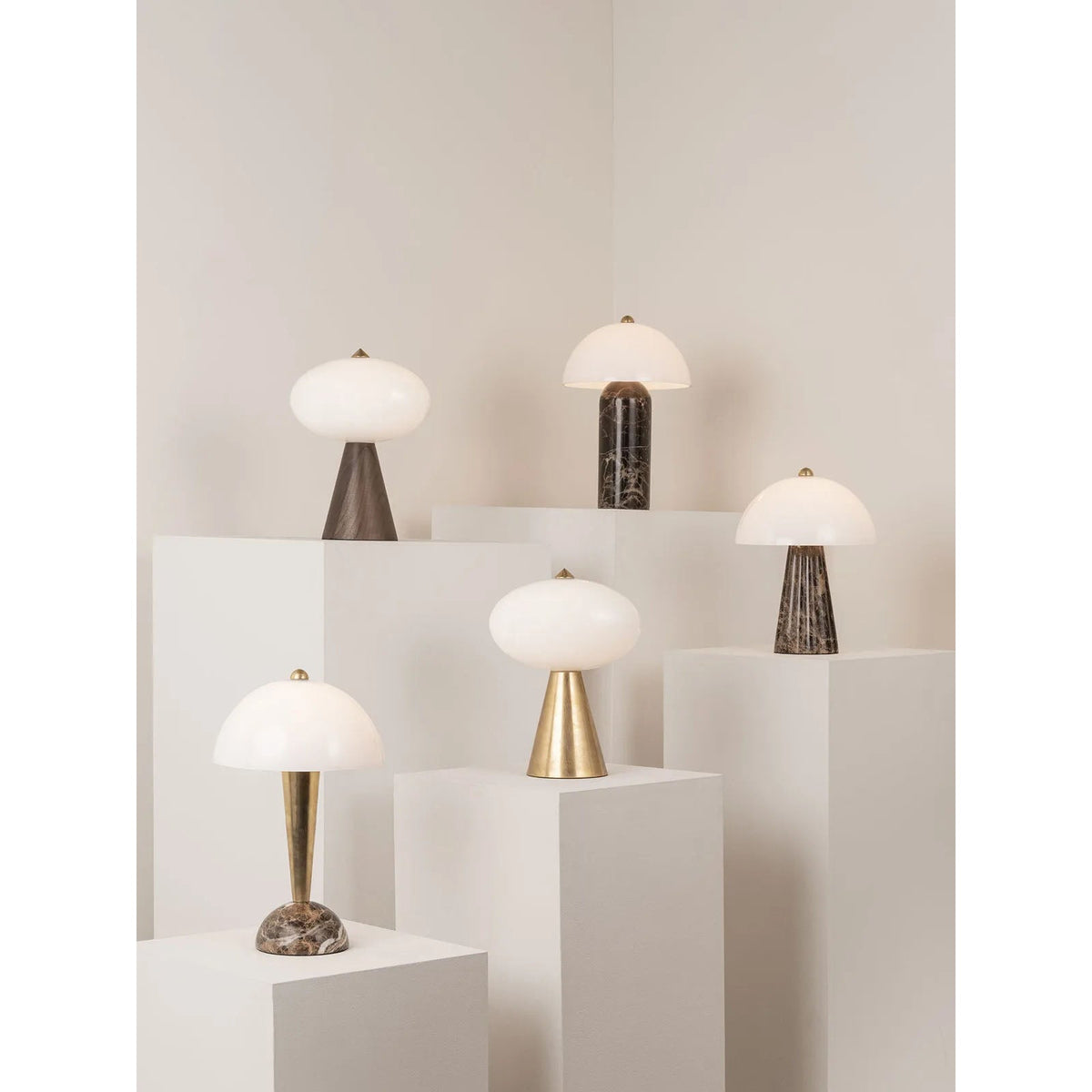 Carme lampa stołowa
