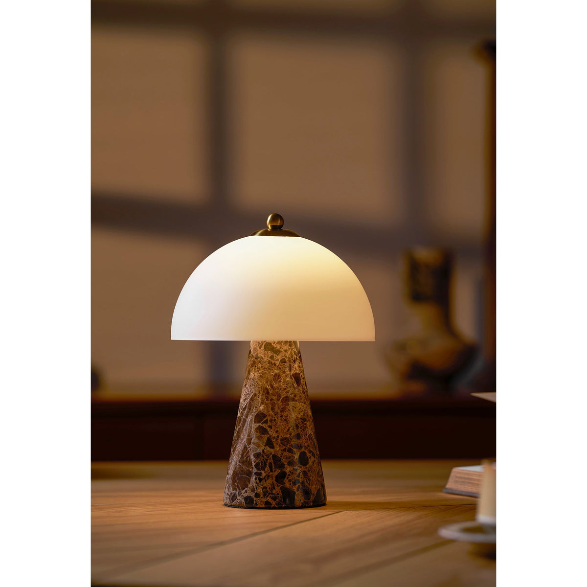 Carme lampa stołowa
