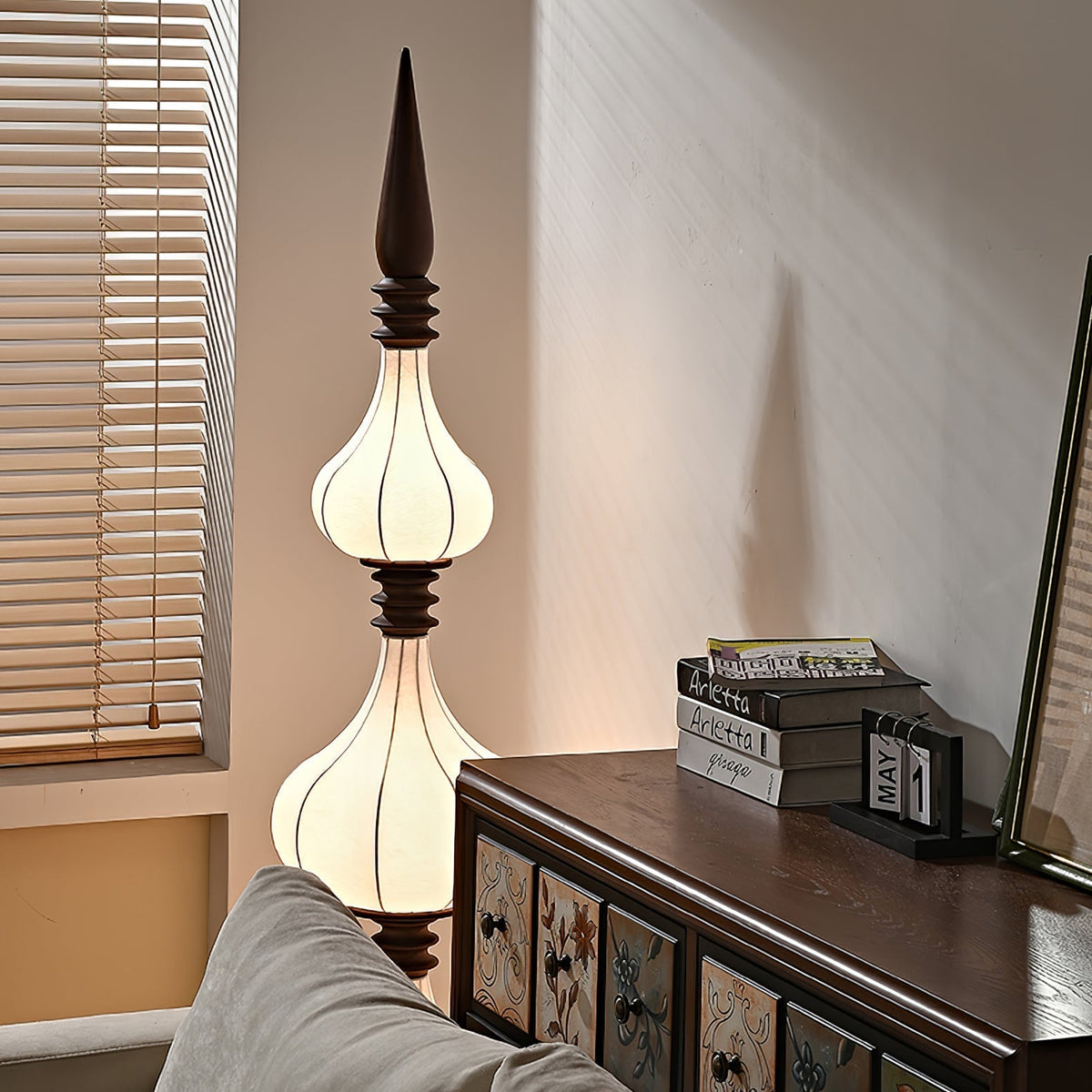 Cetalyra zewnętrzna lampa stojąca ze szkła