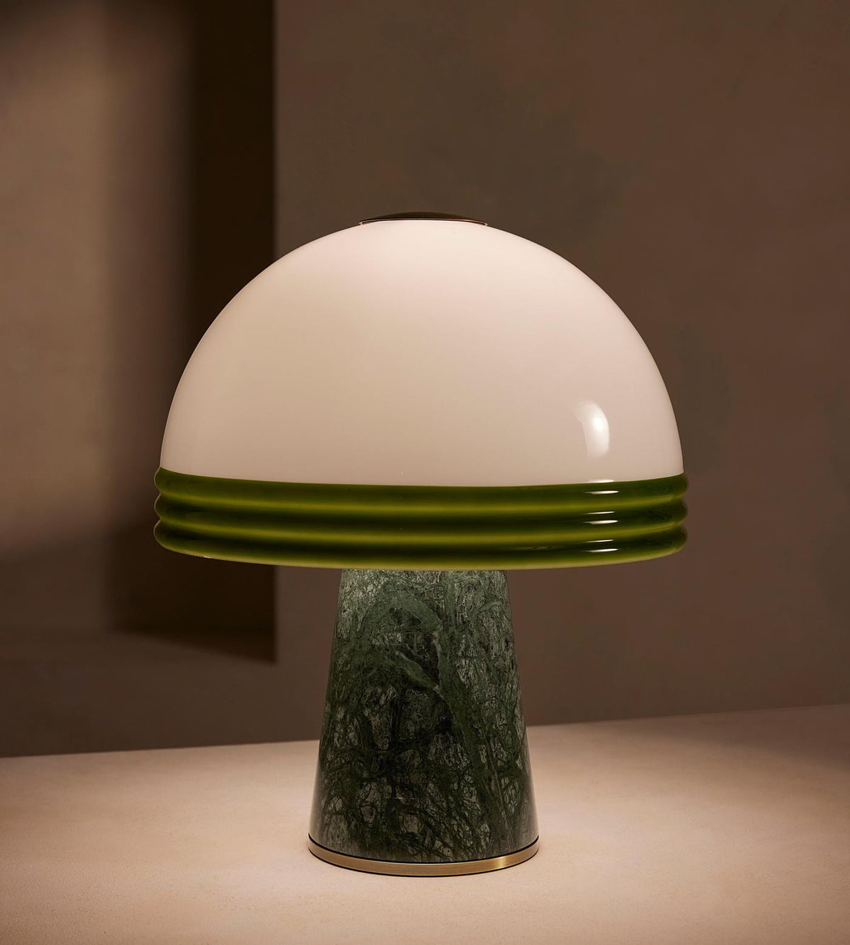 Ivy lampa stołowa