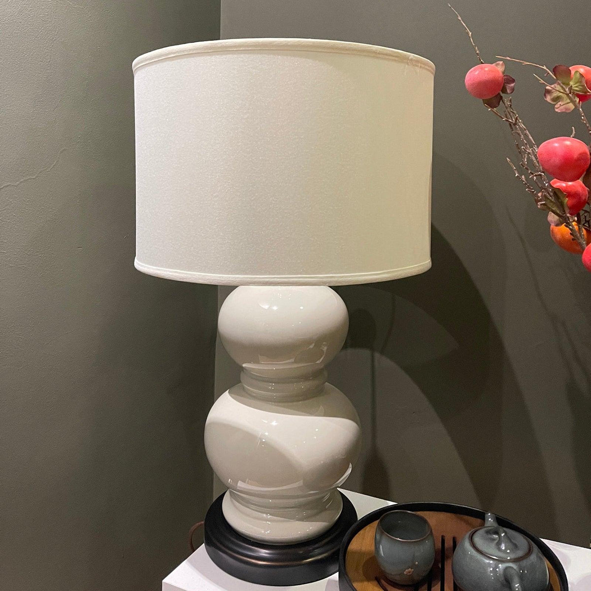 Lampa stołowa Velivella nowoczesna