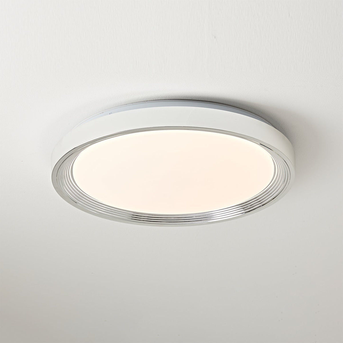 Cielum lampa sufitowa z metalu