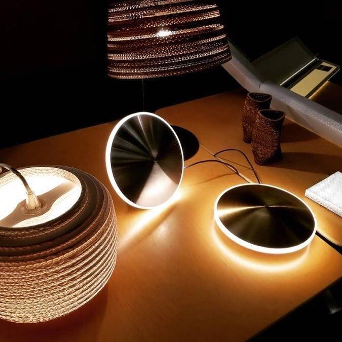 Uvenisra nowoczesna minimalistyczna lampa wisząca w kształcie talerza