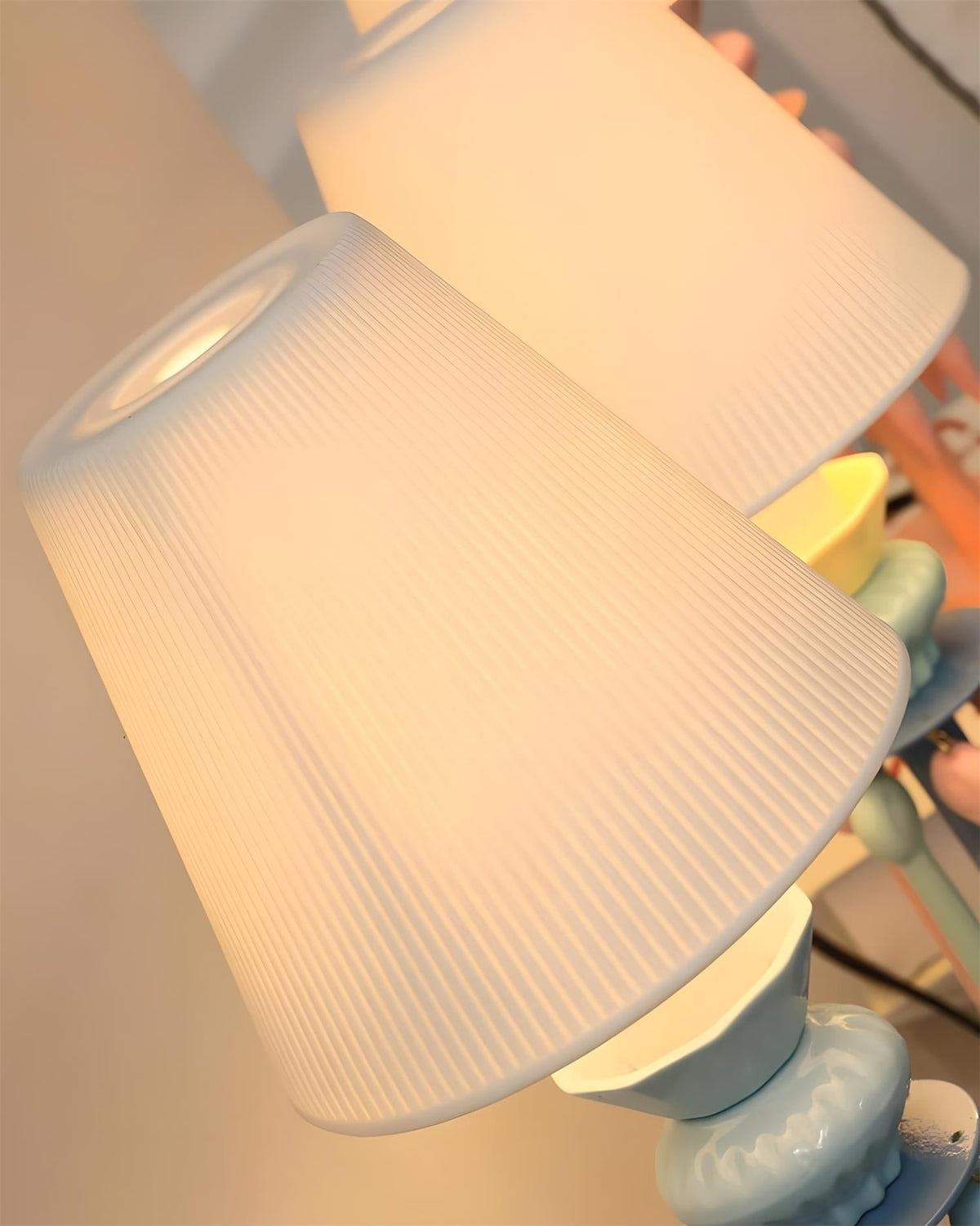 Cielora lampa stołowa