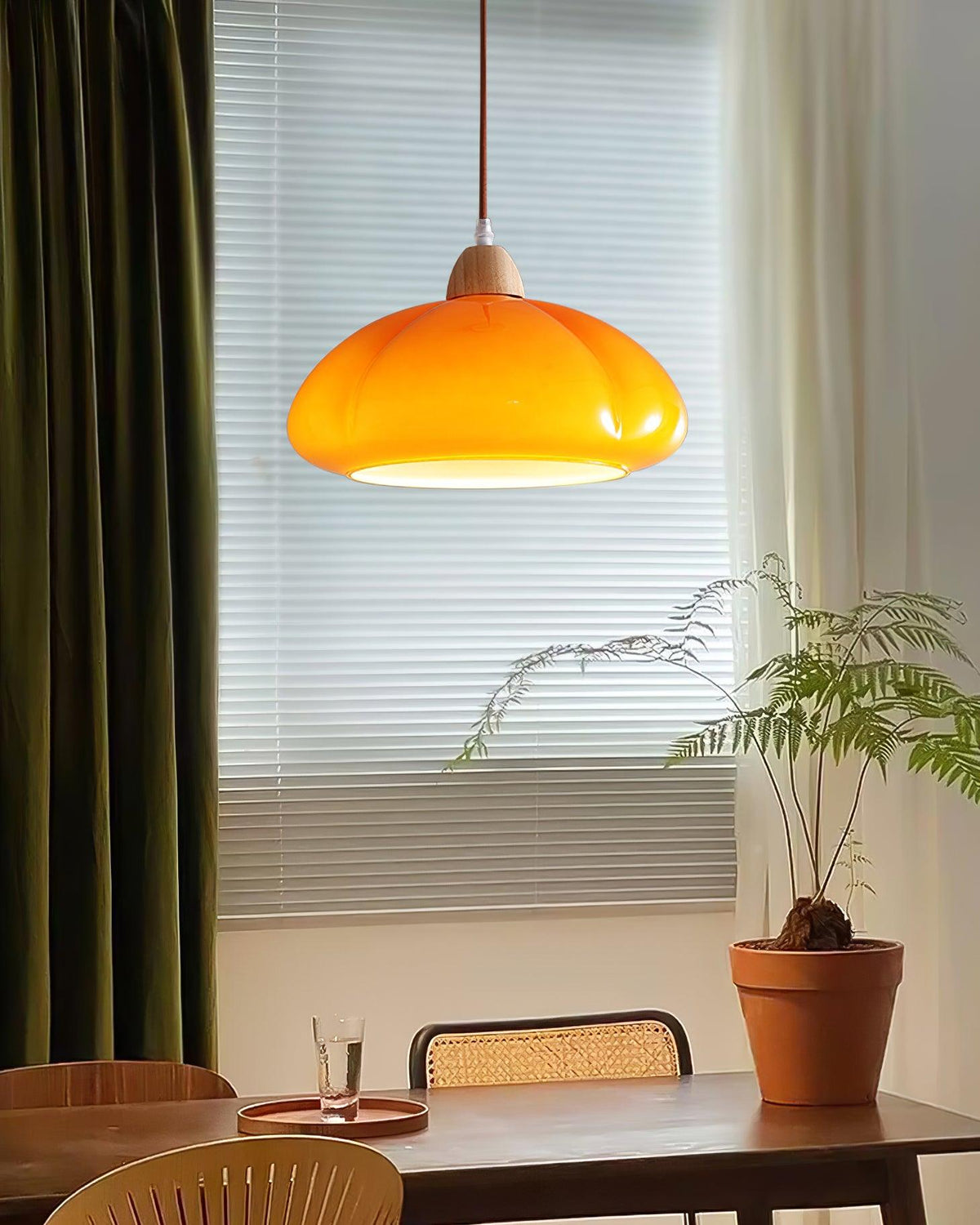 Avenisena lampa wisząca