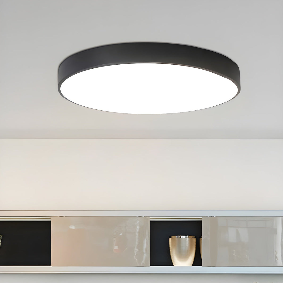 Izoriel nowoczesna minimalistyczna lampa sufitowa o okrągłym, smukłym kształcie