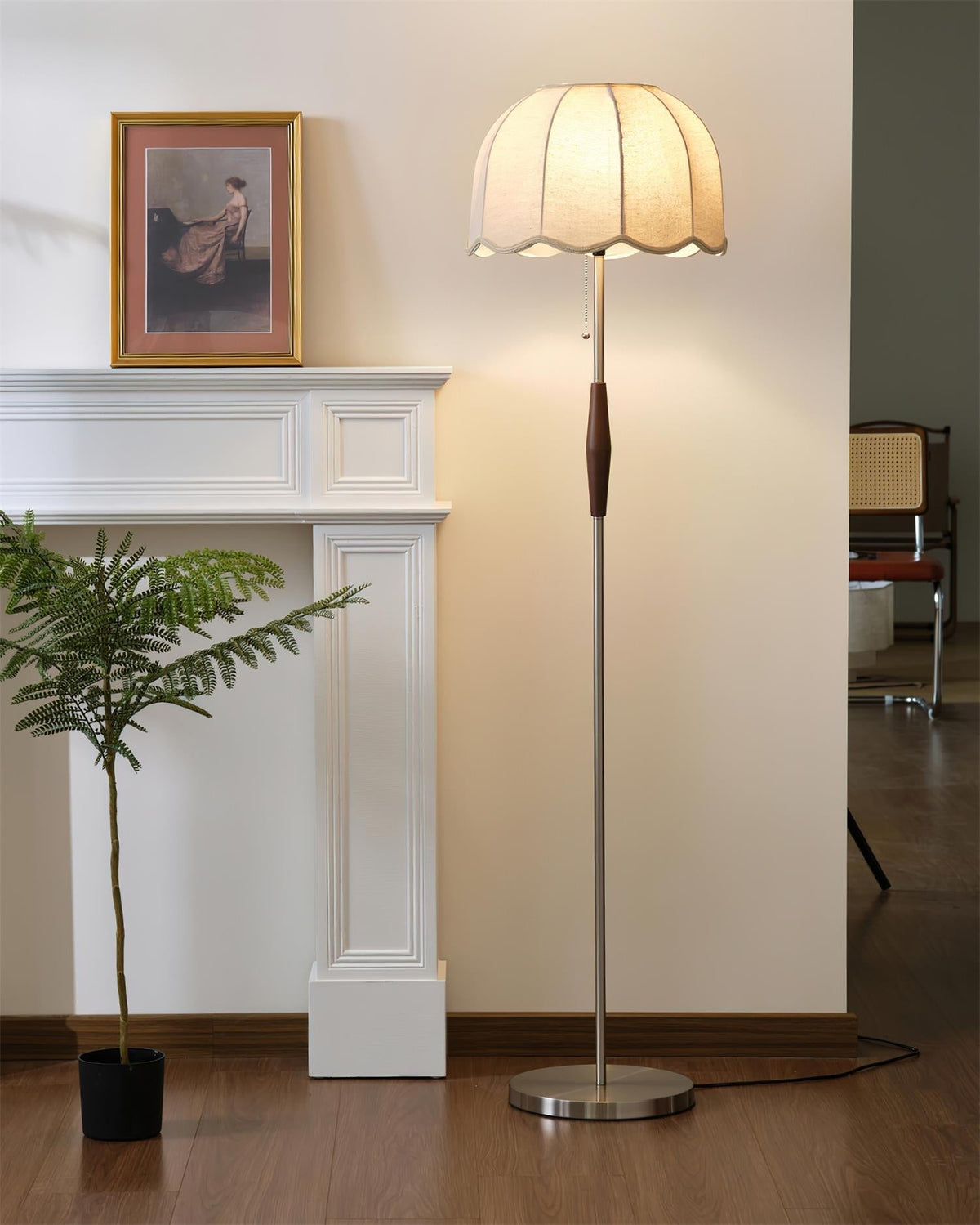 Oreluine lampa stojąca
