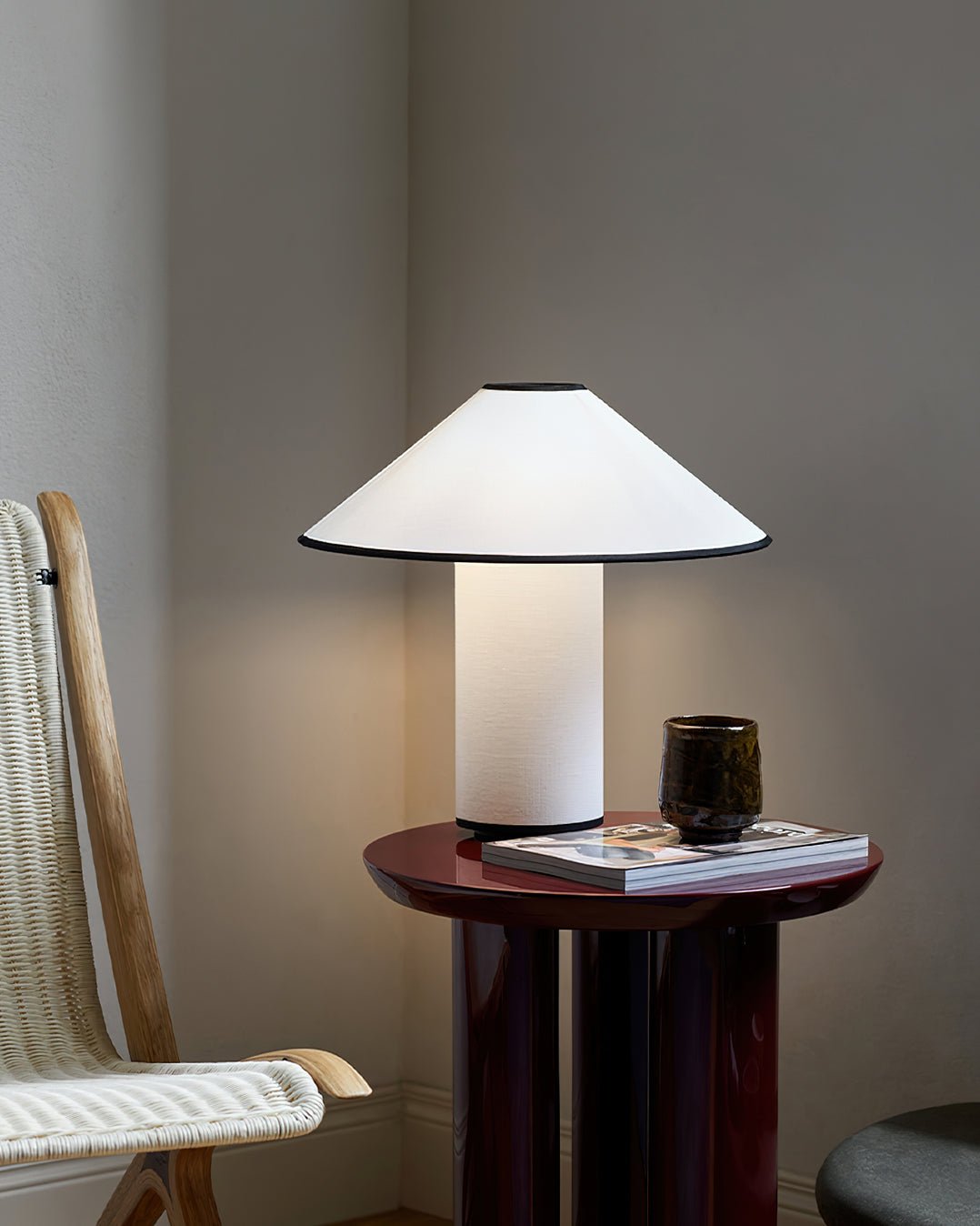 Maddy minimalistyczna lampa stołowa