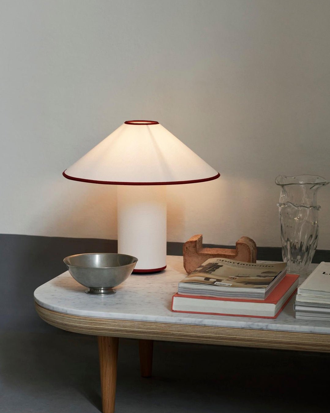 Maddy minimalistyczna lampa stołowa