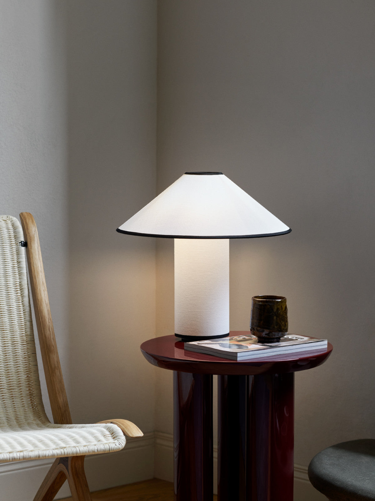 Maddy minimalistyczna lampa stołowa