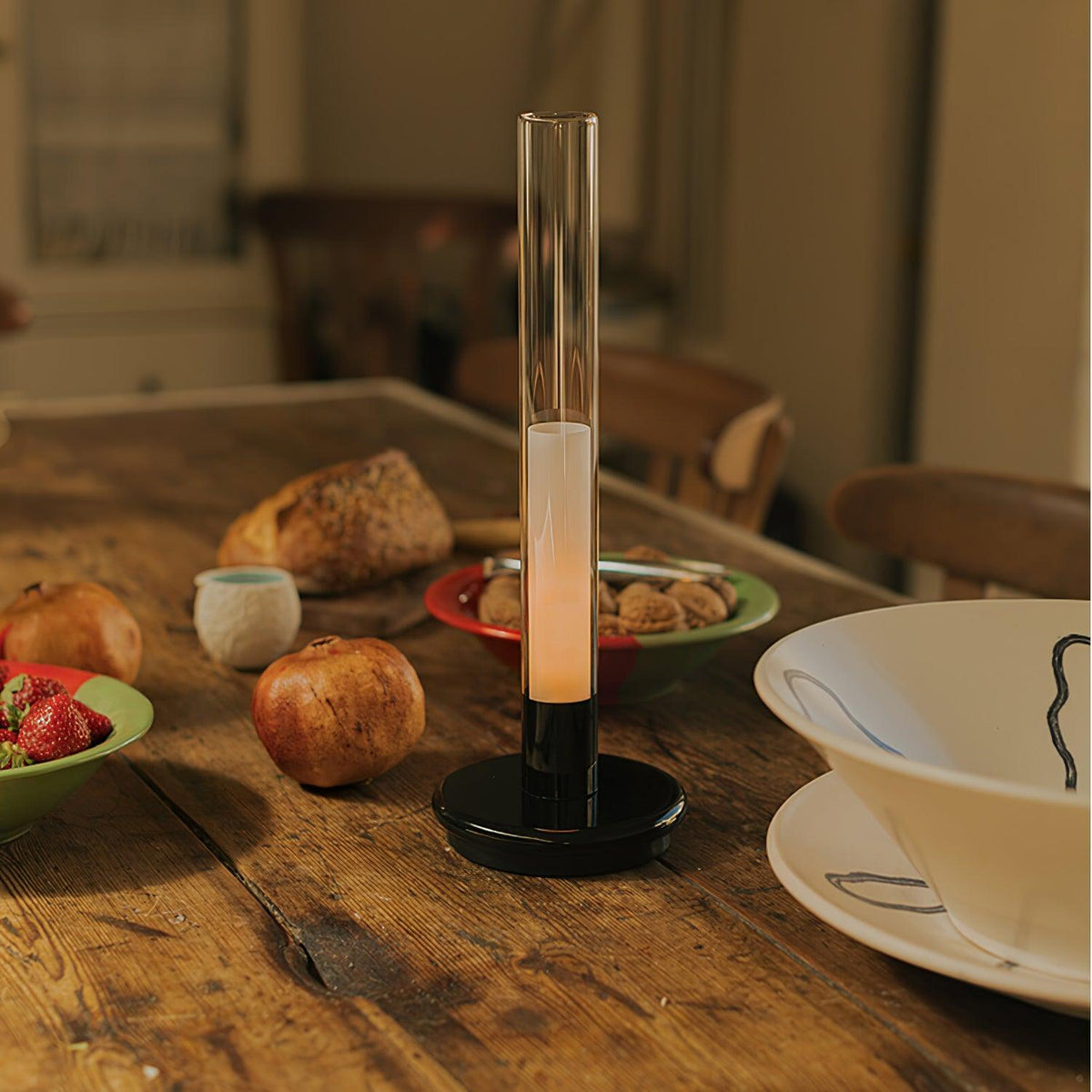 Tevi minimalistyczna lampa stołowa z akrylu