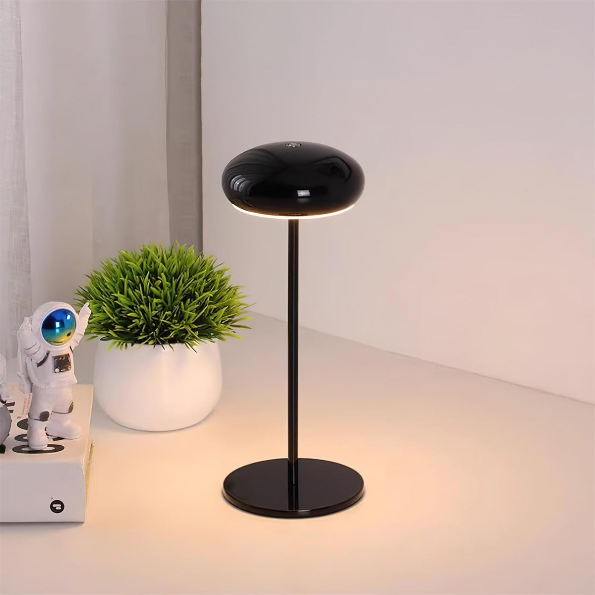 Virairise lampa stołowa