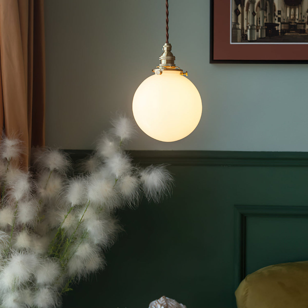 Lampa wisząca Droplet z miedzi i szkła mlecznego