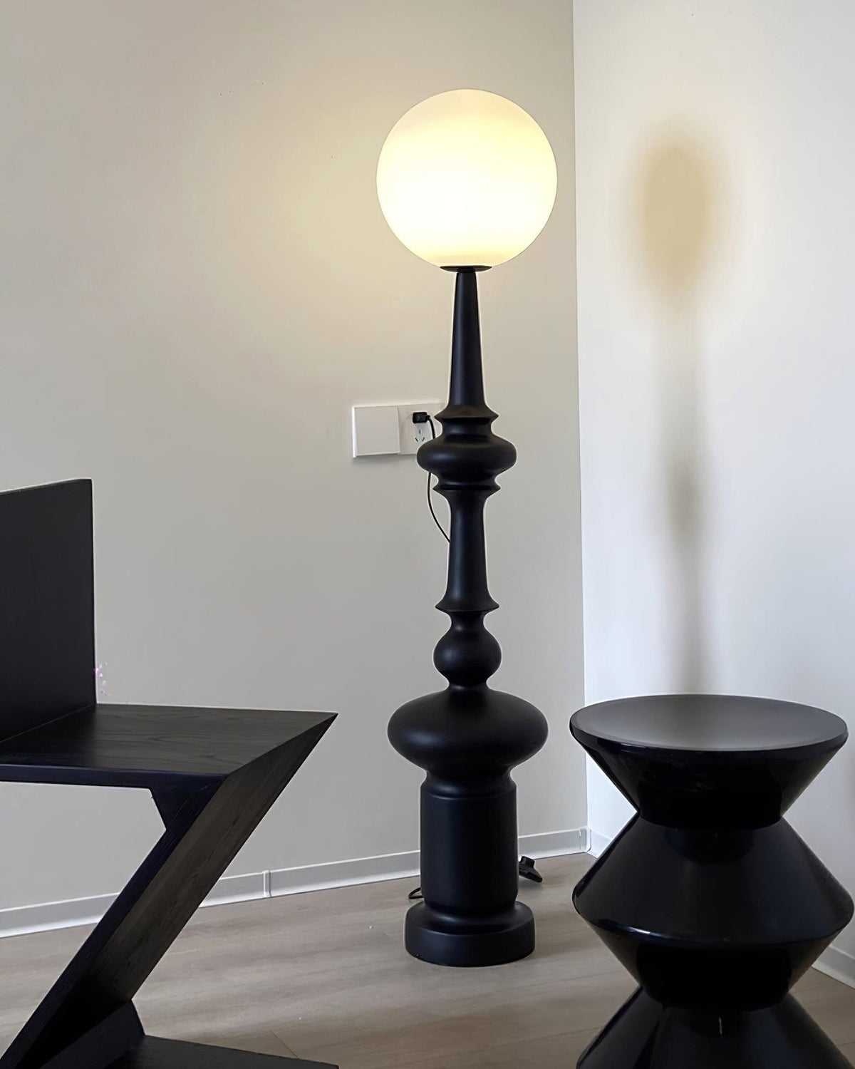 Riroxen zewnętrzna lampa stojąca Roman Column