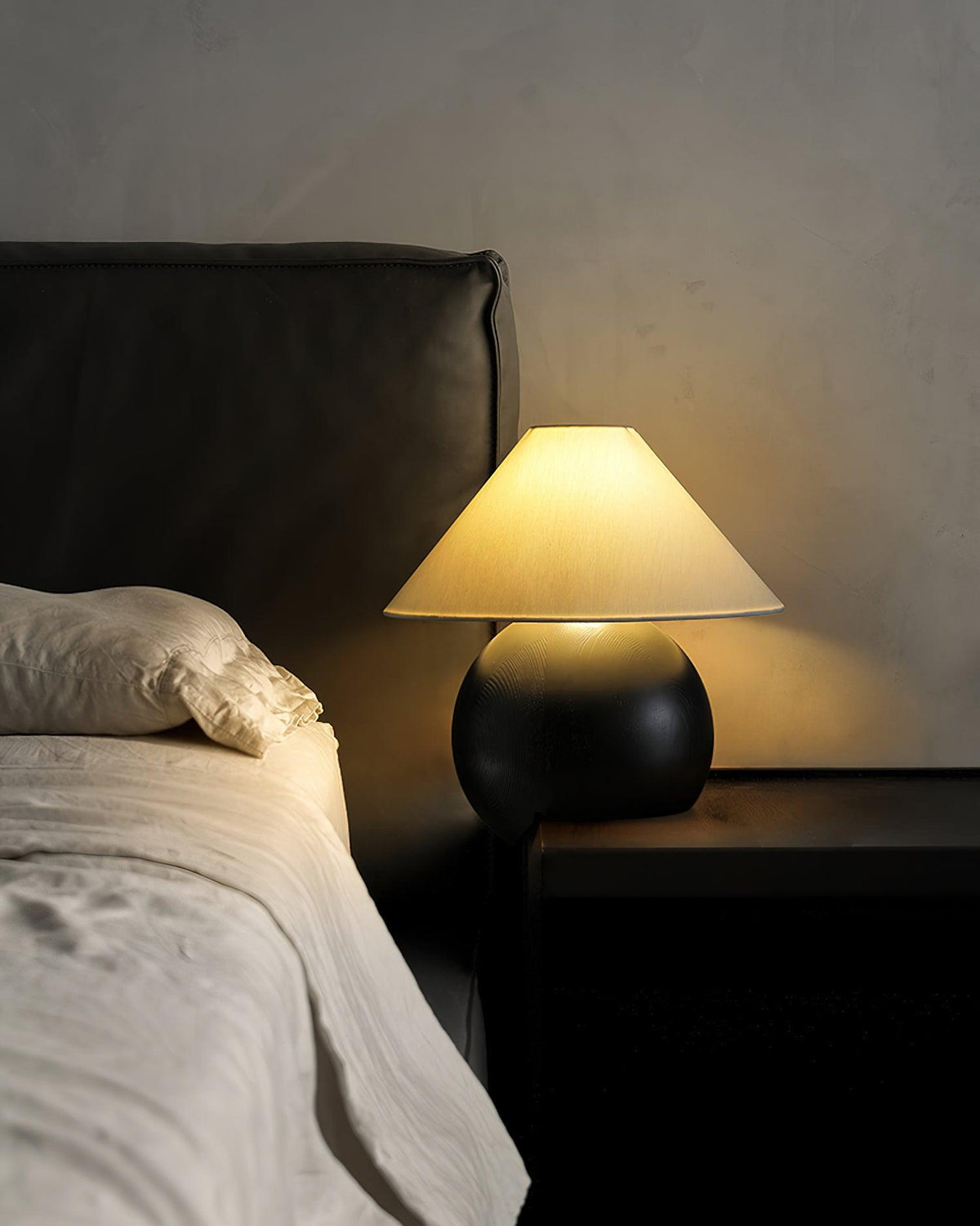 Halise drewniana lampa stołowa organiczna