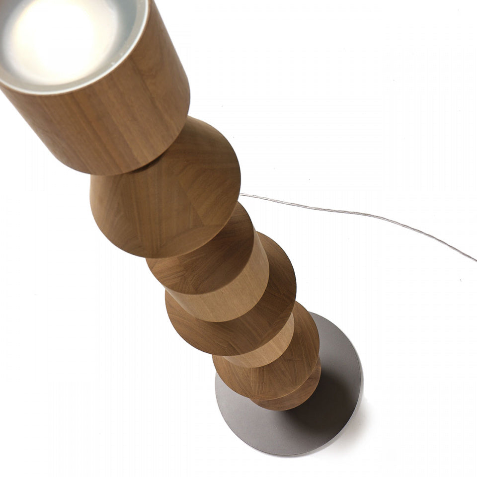Eero lampa stojąca