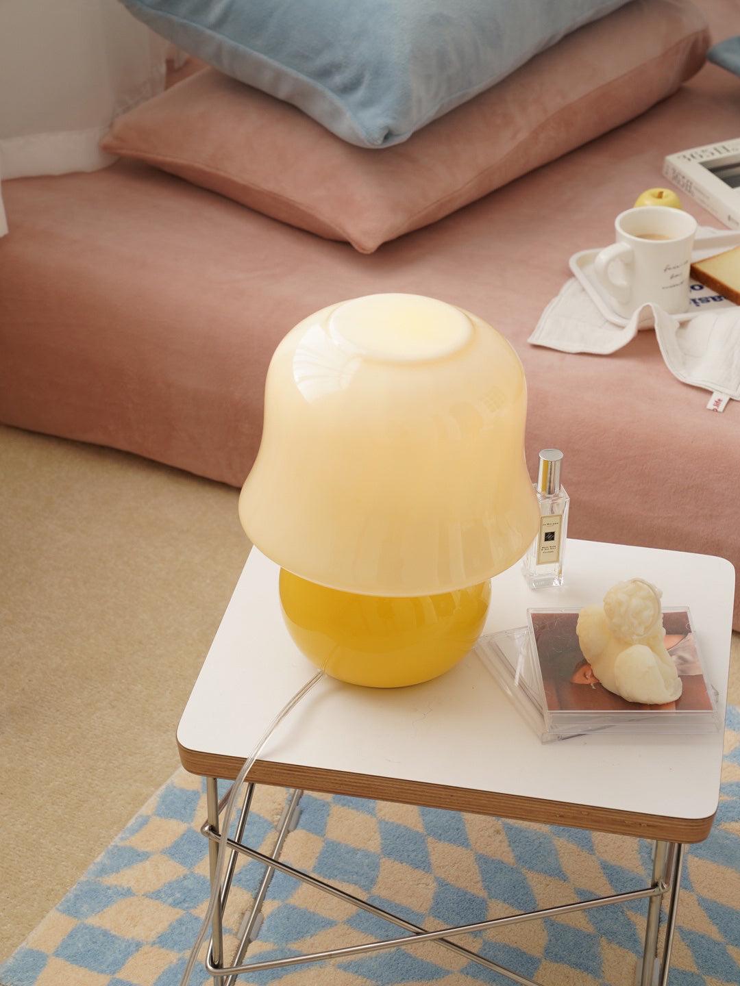 Holg ceramiczna lampa stołowa