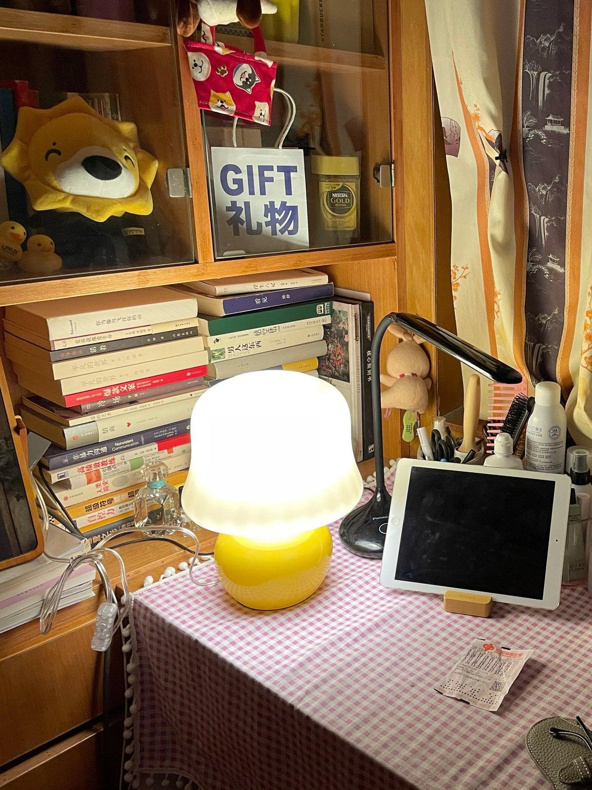 Holg ceramiczna lampa stołowa